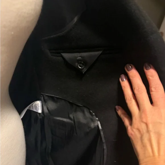 Banana Republic Men's Black Trench Coat - Picture 4 of 7